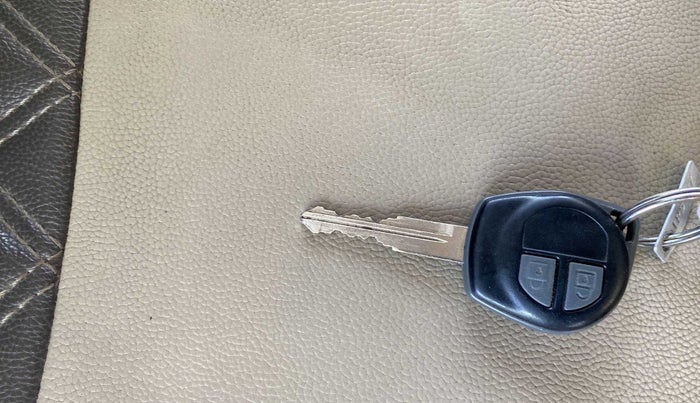 2015 Maruti Ertiga ZXI, Petrol, Manual, 49,651 km, Key Close Up