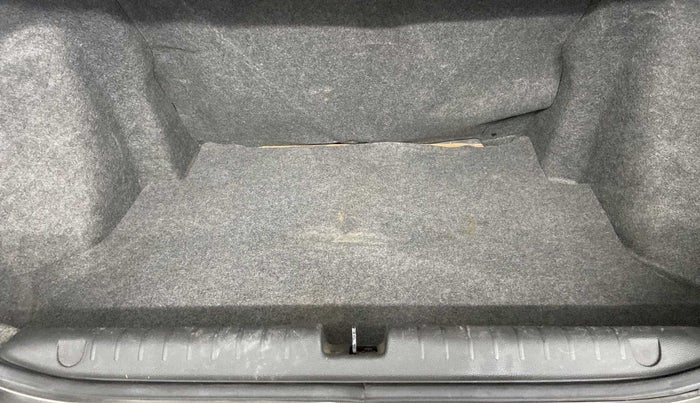 2019 Honda Amaze 1.2L I-VTEC V CVT, Petrol, Automatic, 35,459 km, Boot Inside