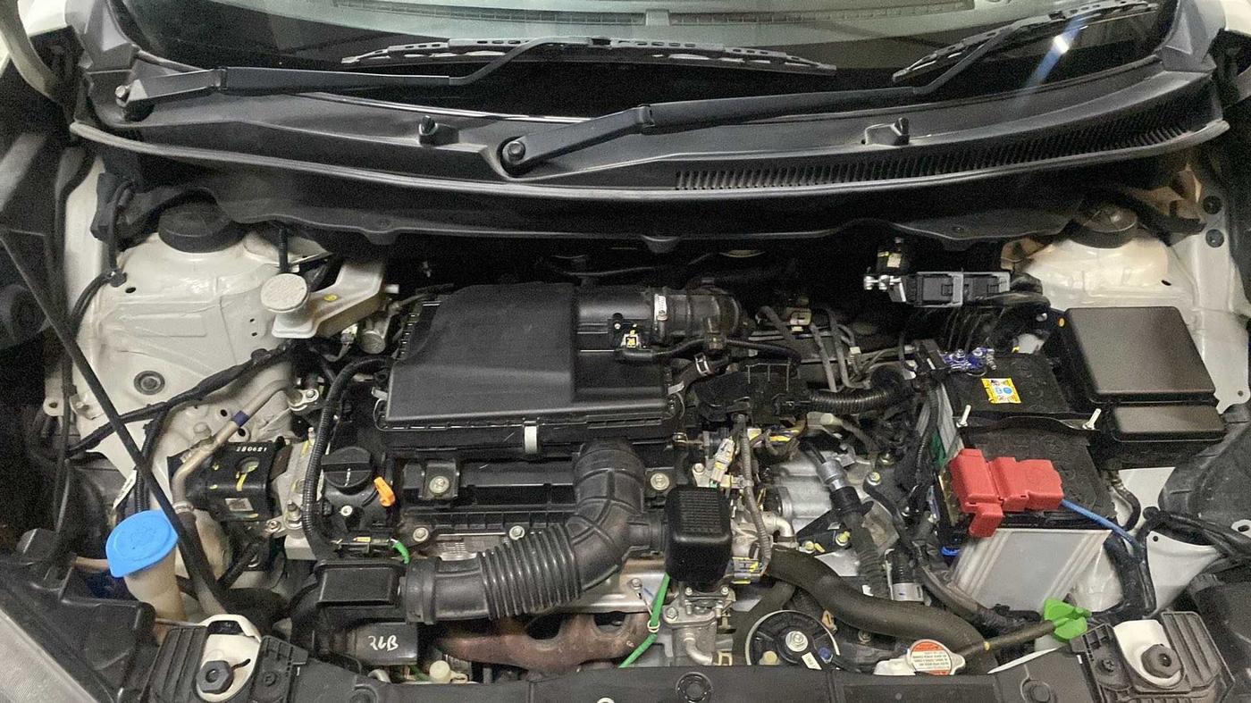 2022 Maruti XL6 ZETA AT, Petrol, Automatic, 31,927 km, Open Bonet