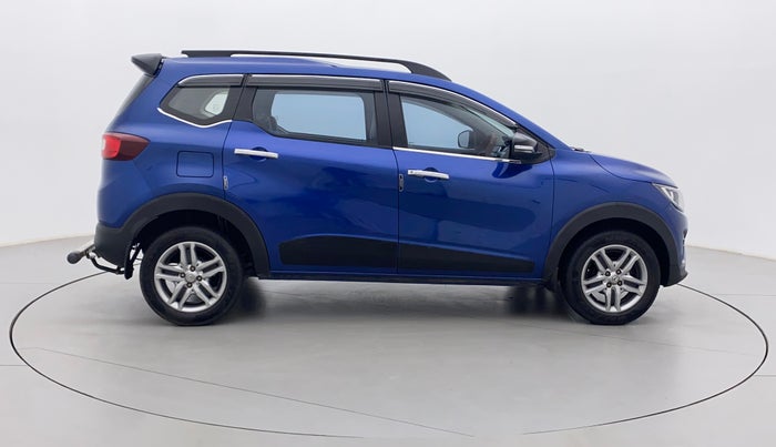 2022 Renault TRIBER RXZ, Petrol, Manual, 28,764 km, Right Side View