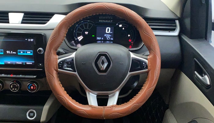 2022 Renault TRIBER RXZ, Petrol, Manual, 28,764 km, Steering Wheel Close Up