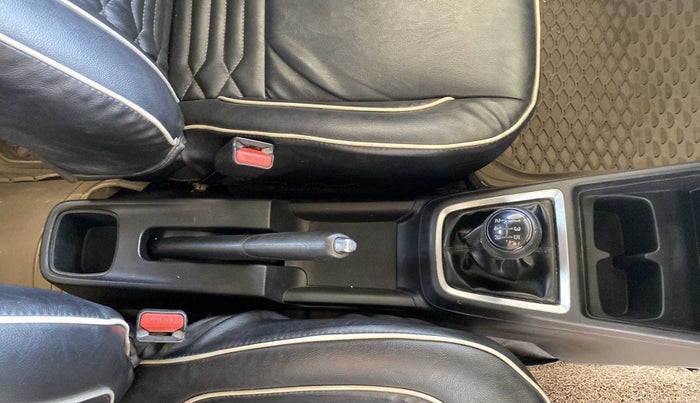 2018 Maruti Swift VDI, Diesel, Manual, 83,800 km, Gear Lever
