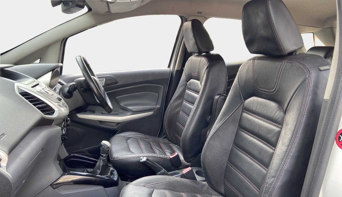2015 Ford Ecosport TITANIUM 1.5L DIESEL (OPT), Diesel, Manual, 97,762 km, Right Side Front Door Cabin
