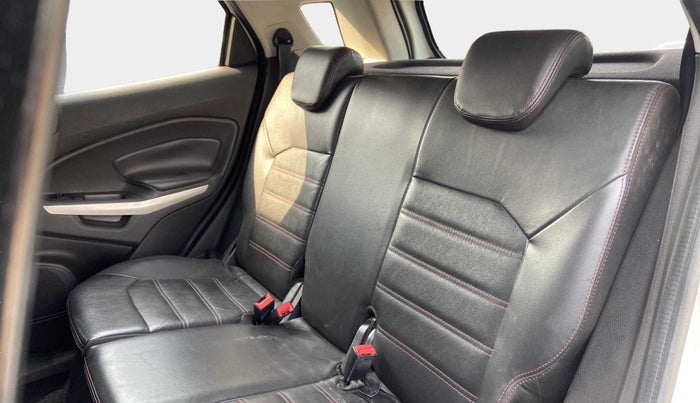 2015 Ford Ecosport TITANIUM 1.5L DIESEL (OPT), Diesel, Manual, 97,762 km, Right Side Rear Door Cabin
