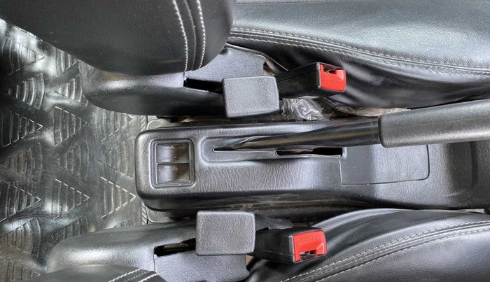 2019 Maruti Eeco 5 STR WITH A/C+HTR, Petrol, Manual, 18,372 km, Driver Side Adjustment Panel