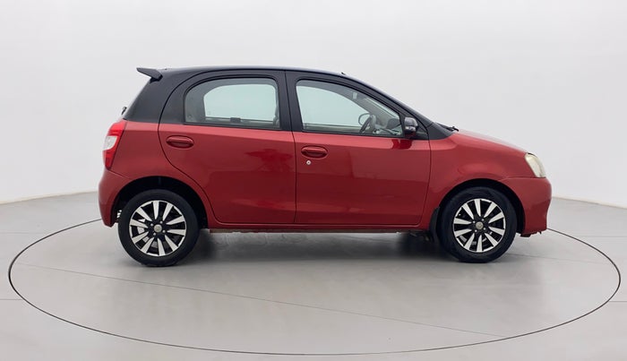 2016 Toyota Etios Liva V, Petrol, Manual, 66,798 km, Right Side View