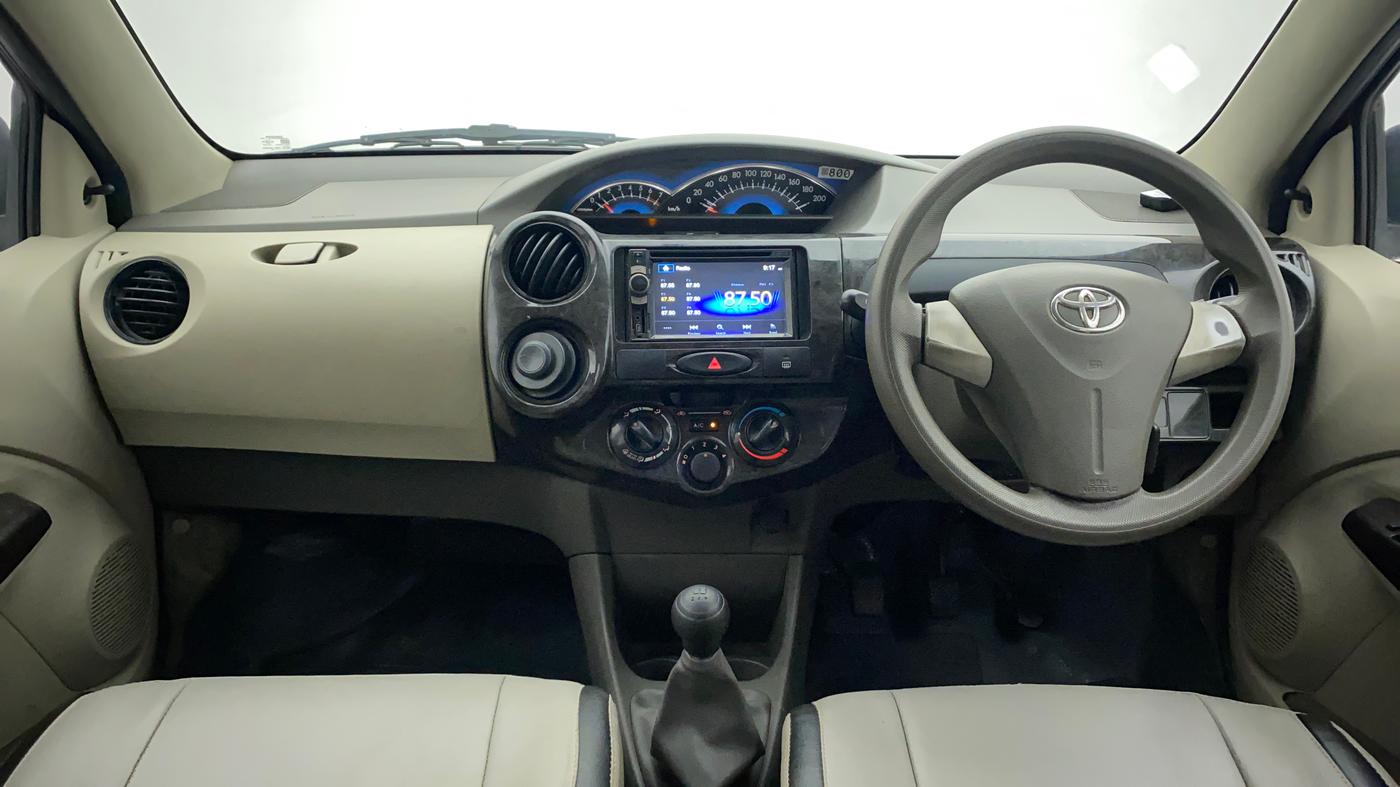 2016 Toyota Etios Liva V, Petrol, Manual, 66,798 km, Dashboard