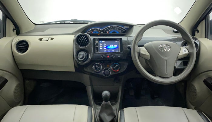 2016 Toyota Etios Liva V, Petrol, Manual, 66,798 km, Dashboard