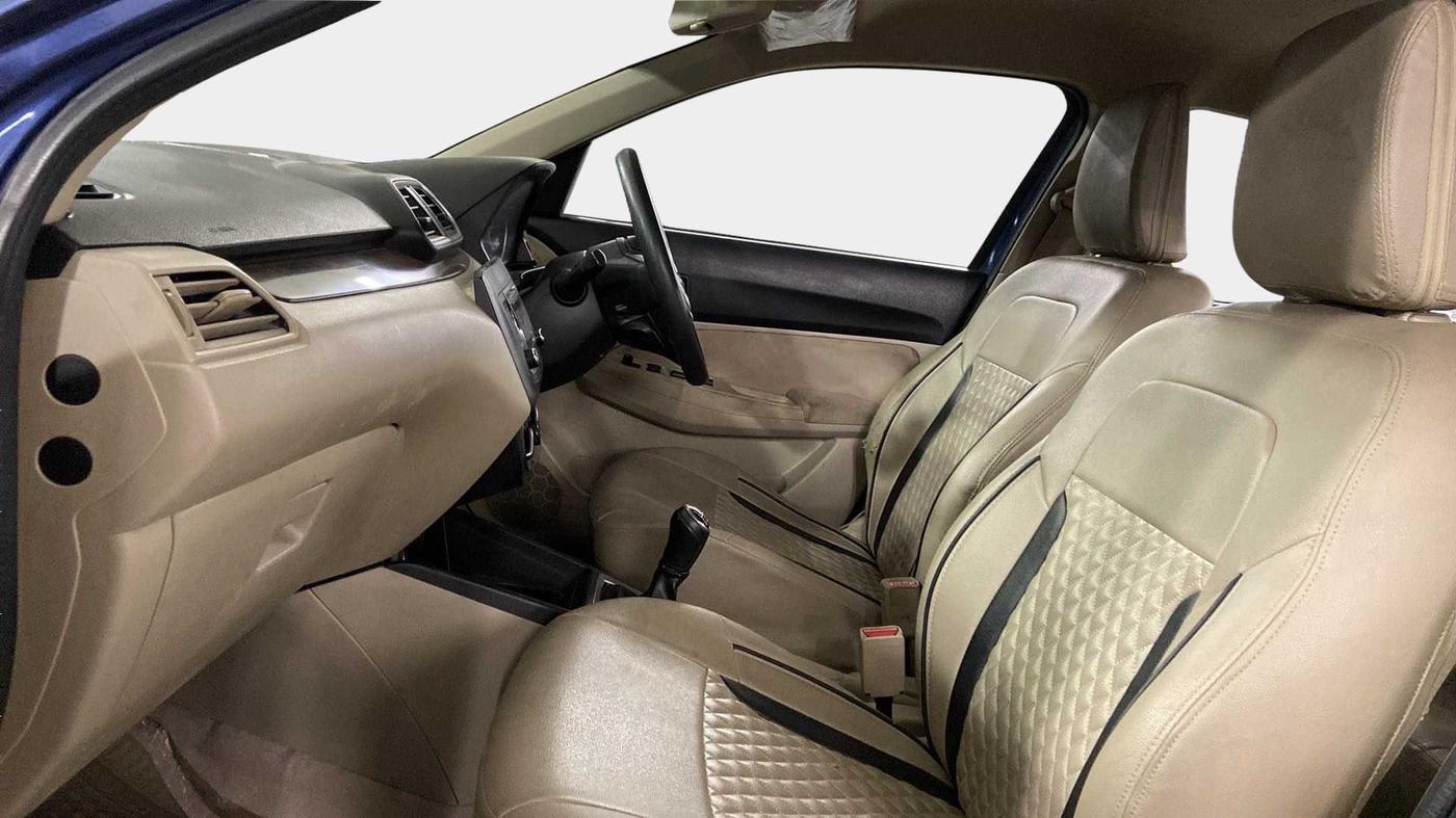2017 Maruti Dzire VXI, Petrol, Manual, 51,610 km, Right Side Front Door Cabin