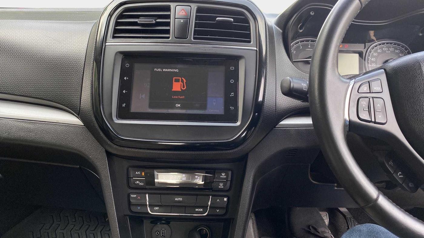 2021 Toyota URBAN CRUISER PREMIUM GRADE AT, Petrol, Automatic, 31,027 km, Infotainment System