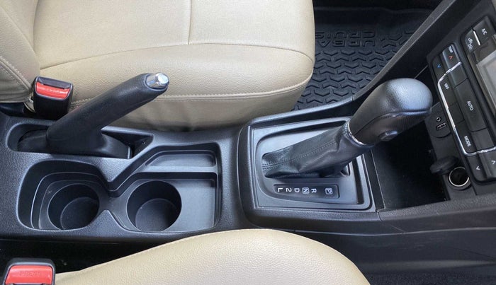 2021 Toyota URBAN CRUISER PREMIUM GRADE AT, Petrol, Automatic, 31,027 km, Gear Lever