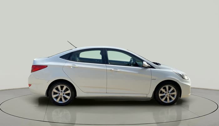 2013 Hyundai Verna FLUIDIC 1.6 VTVT SX, Petrol, Manual, 77,933 km, Right Side View