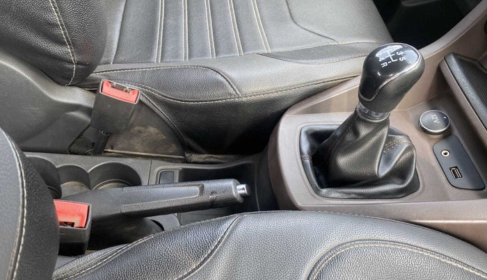 2018 Ford FREESTYLE TITANIUM 1.2 PETROL, Petrol, Manual, 72,940 km, Gear Lever