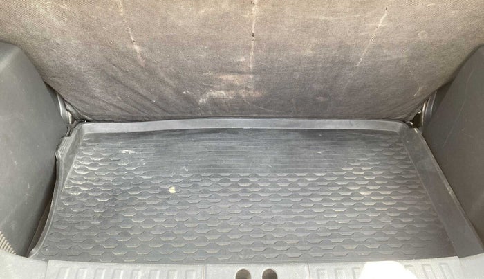 2018 Ford FREESTYLE TITANIUM 1.2 PETROL, Petrol, Manual, 72,940 km, Boot Inside