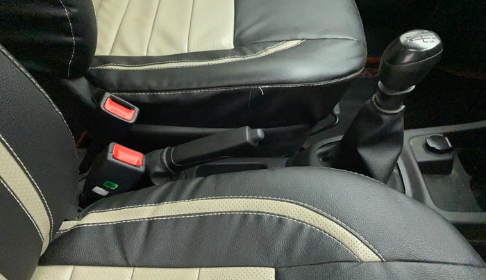 2019 Renault Kwid RXL, Petrol, Manual, 62,947 km, Gear Lever