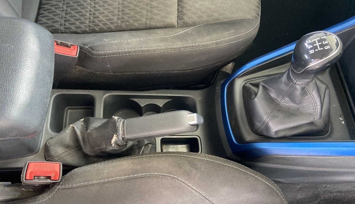 2018 Ford Ecosport TITANIUM 1.5L SIGNATURE EDITION (SUNROOF) DIESEL, Diesel, Manual, 84,335 km, Gear Lever