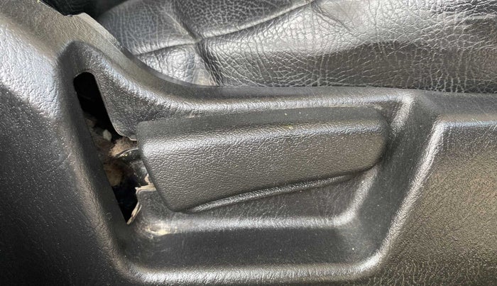2021 Maruti Alto VXI, Petrol, Manual, 60,269 km, Driver Side Adjustment Panel