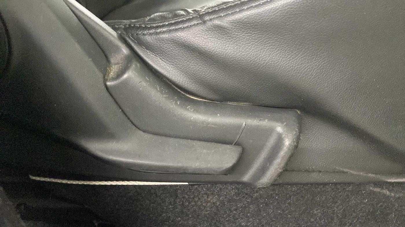 2017 Maruti IGNIS DELTA 1.2 AMT, Petrol, Automatic, 21,277 km, Driver Side Adjustment Panel