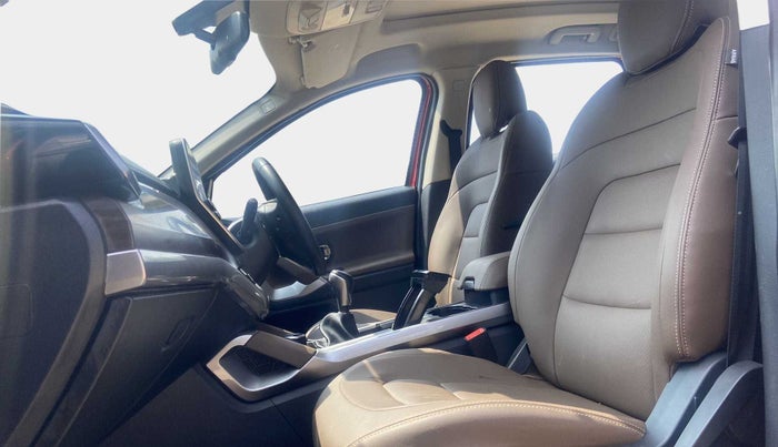 2022 Tata Harrier XZ SUNROOF 2.0L, Diesel, Manual, 18,836 km, Right Side Front Door Cabin