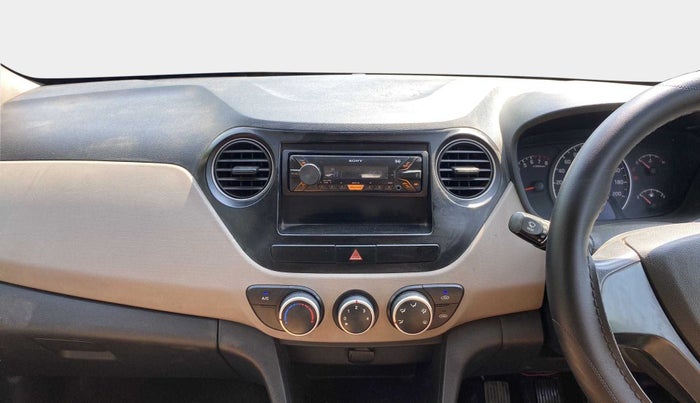 2017 Hyundai Grand i10 MAGNA 1.2 KAPPA VTVT, Petrol, Manual, 40,416 km, Infotainment System