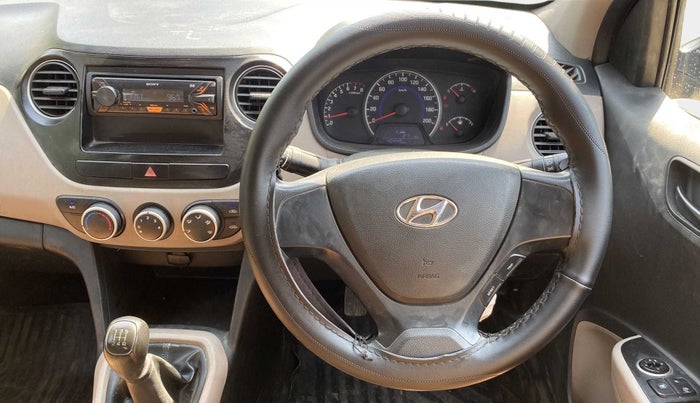 2017 Hyundai Grand i10 MAGNA 1.2 KAPPA VTVT, Petrol, Manual, 40,416 km, Steering Wheel Close Up