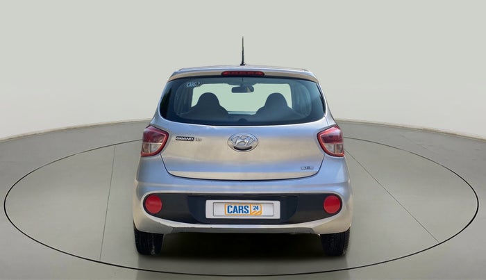 2017 Hyundai Grand i10 MAGNA 1.2 KAPPA VTVT, Petrol, Manual, 40,416 km, Back/Rear