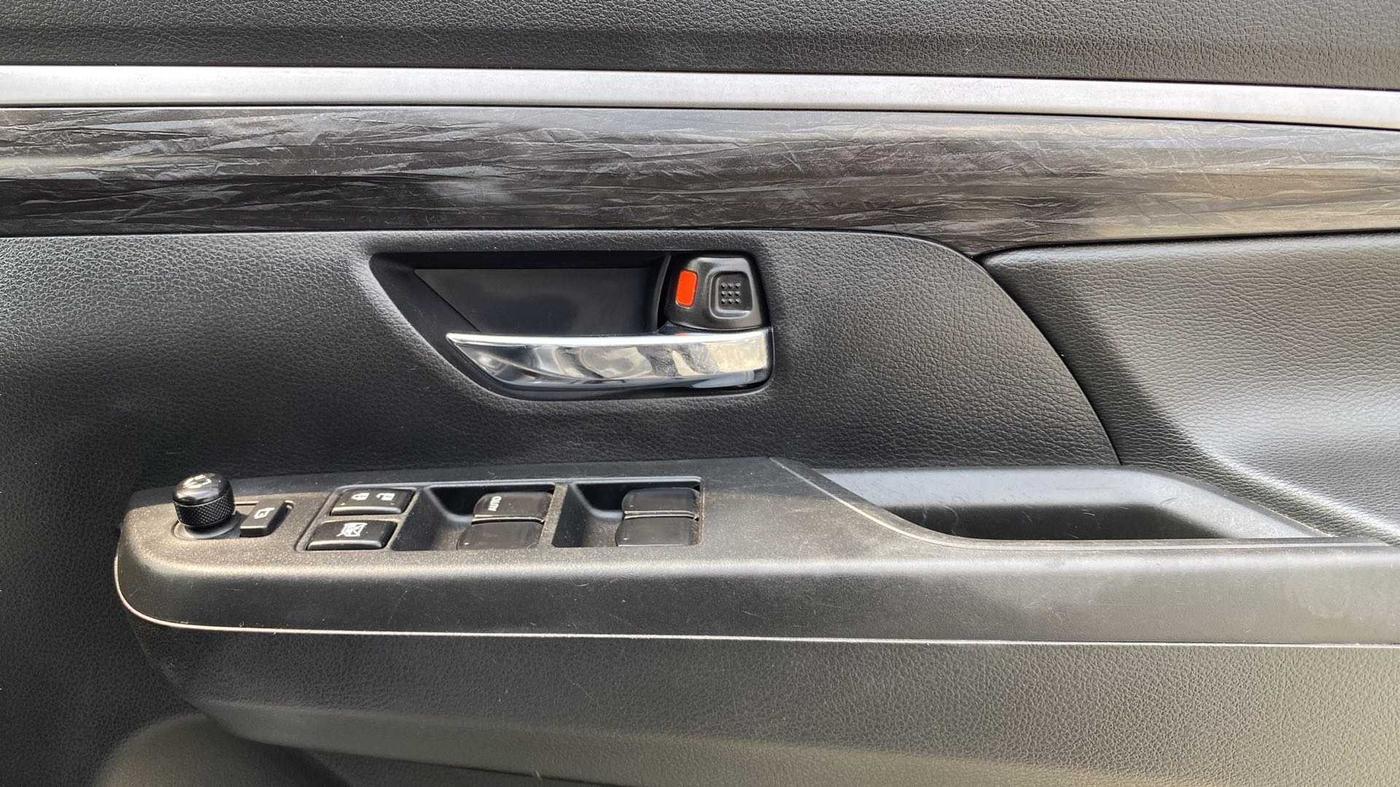 2021 Maruti XL6 ZETA AT, Petrol, Automatic, 17,898 km, Driver Side Door Panels Control