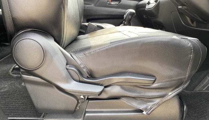 2021 Maruti XL6 ZETA AT, Petrol, Automatic, 17,898 km, Driver Side Adjustment Panel