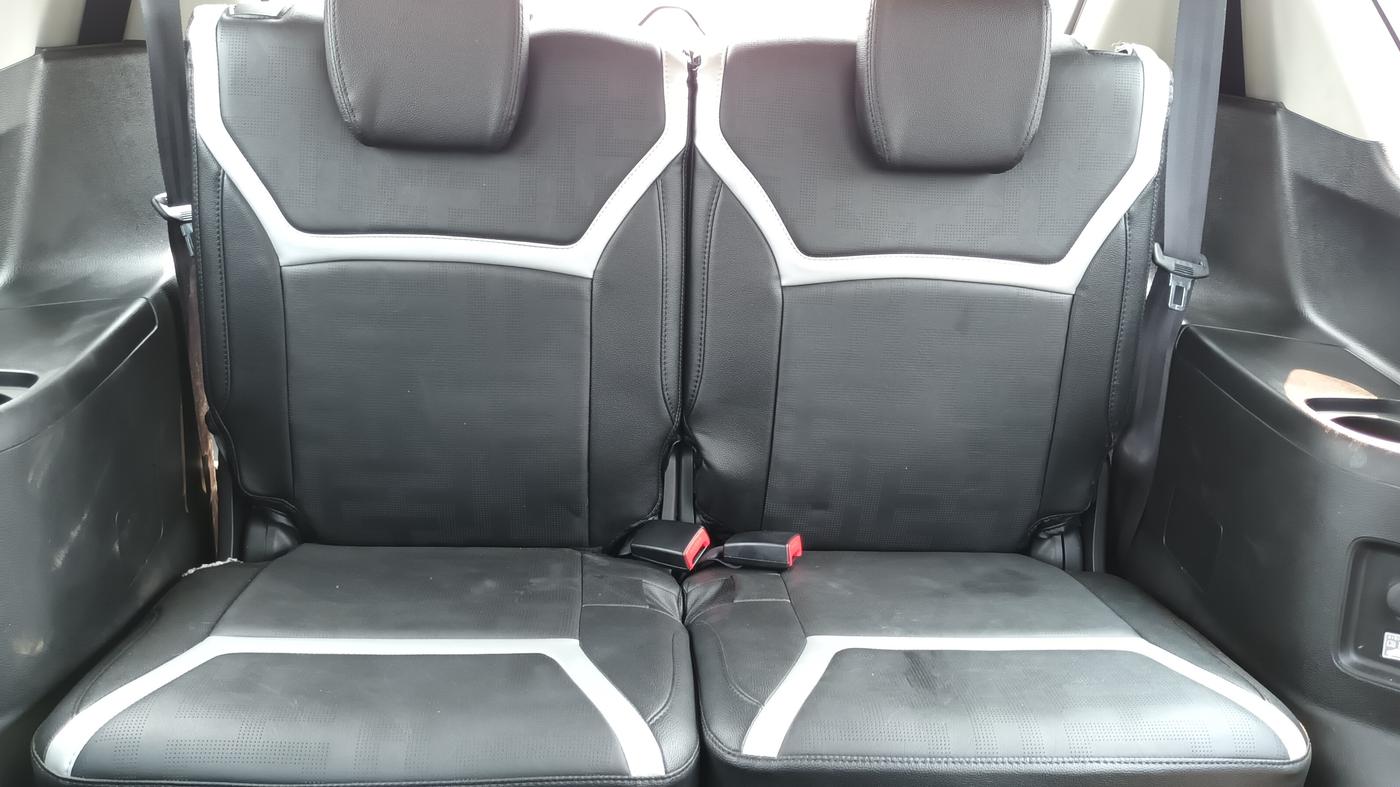 2021 Maruti XL6 ZETA AT, Petrol, Automatic, 17,898 km, Third Seat Row ( optional )