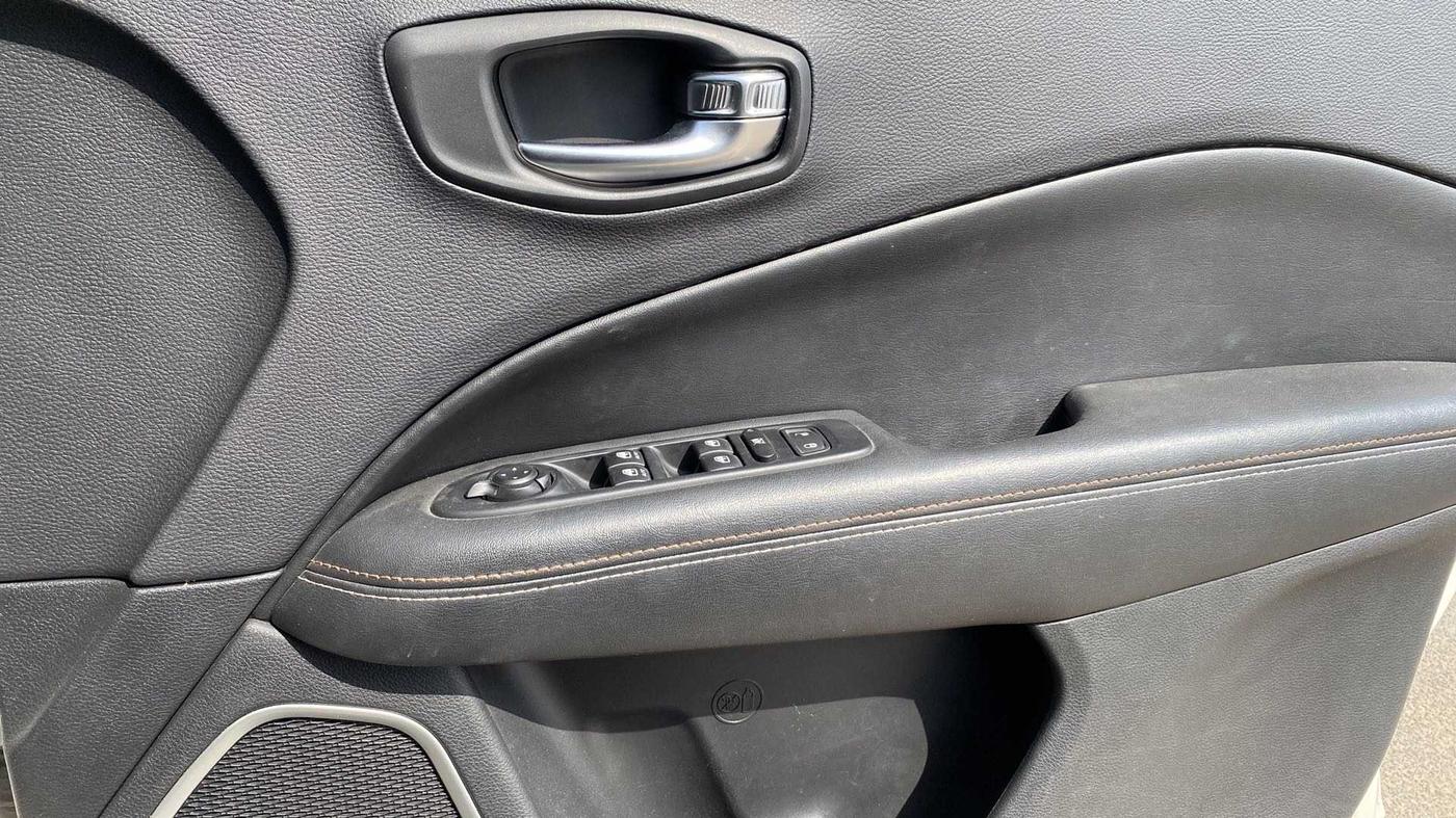 2019 Jeep Compass SPORT PLUS 1.4 PETROL, Petrol, Manual, 22,936 km, Driver Side Door Panels Control