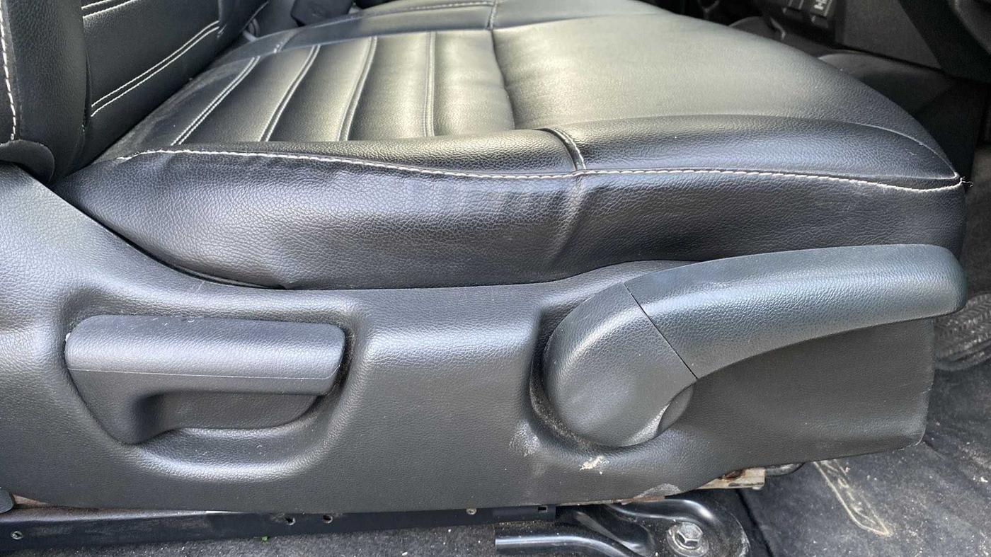 2018 Honda WR-V 1.2L I-VTEC VX MT, Petrol, Manual, 34,069 km, Driver Side Adjustment Panel