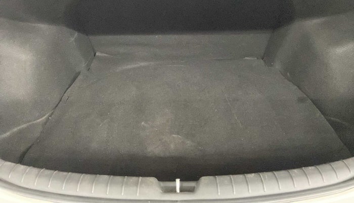 2021 Hyundai Verna SX 1.5 VTVT IVT, Petrol, Automatic, 17,138 km, Boot Inside