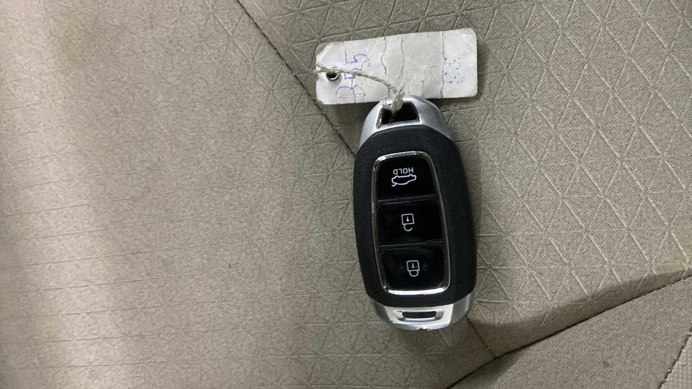 2021 Hyundai Verna SX 1.5 VTVT IVT, Petrol, Automatic, 17,138 km, Key Close Up