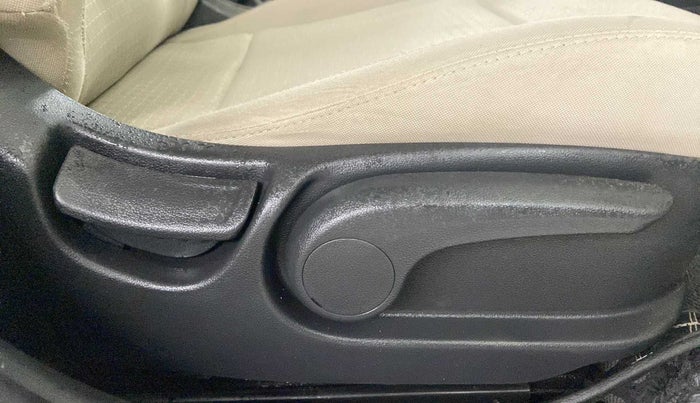 2021 Hyundai Verna SX 1.5 VTVT IVT, Petrol, Automatic, 17,138 km, Driver Side Adjustment Panel
