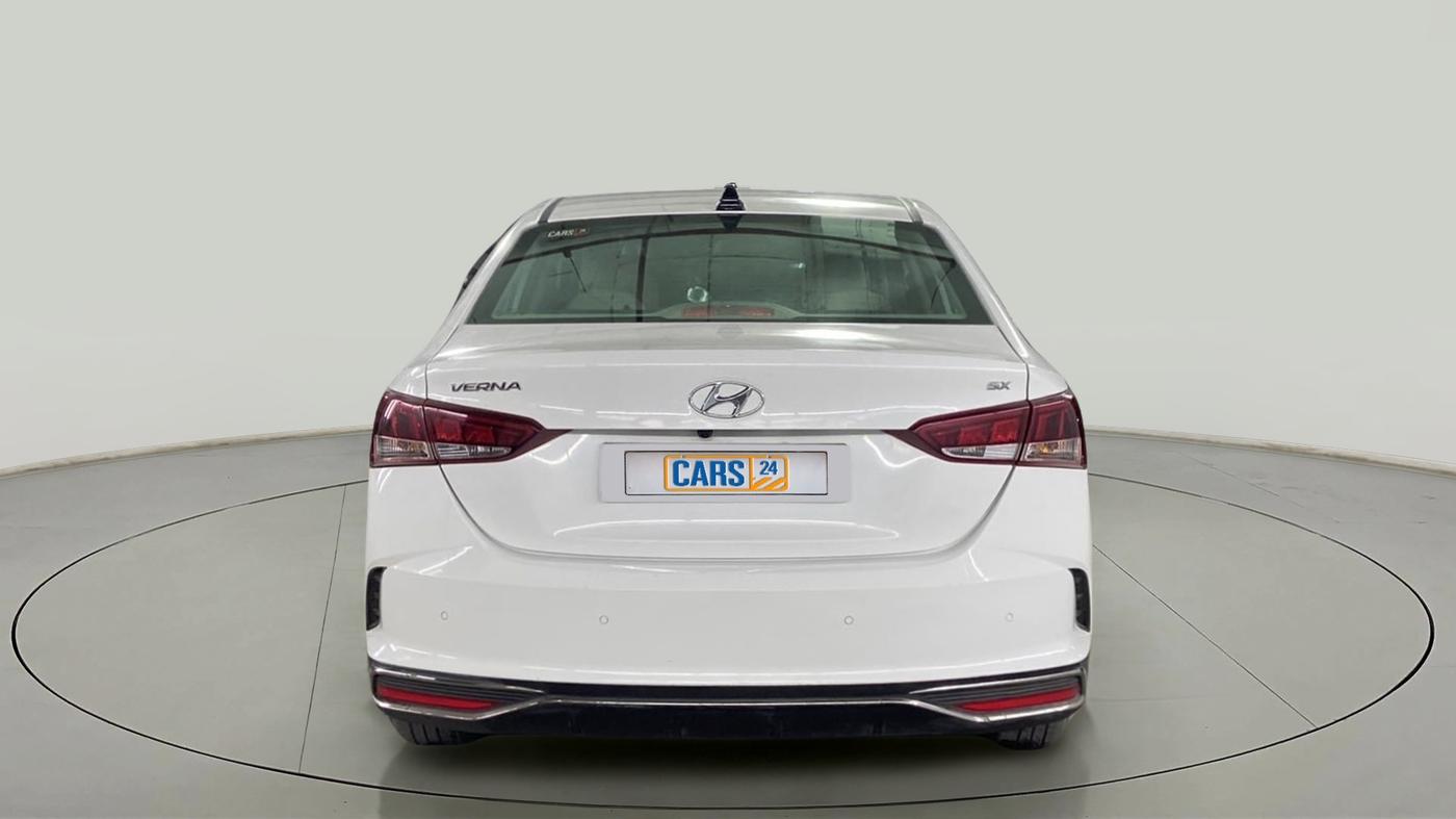 2021 Hyundai Verna SX 1.5 VTVT IVT, Petrol, Automatic, 17,138 km, Back/Rear