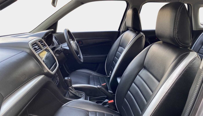 2021 Maruti Vitara Brezza VXI AT SHVS, Petrol, Automatic, 47,695 km, Right Side Front Door Cabin
