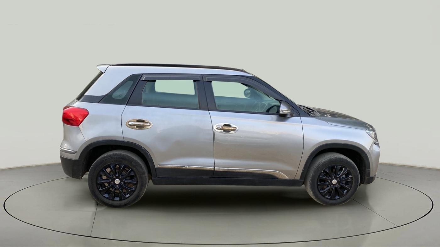 2021 Maruti Vitara Brezza VXI AT SHVS, Petrol, Automatic, 47,695 km, Right Side View