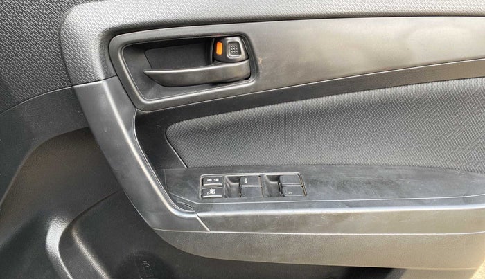 2021 Maruti Vitara Brezza VXI AT SHVS, Petrol, Automatic, 47,695 km, Driver Side Door Panels Control