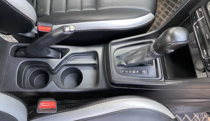 2021 Maruti Vitara Brezza VXI AT SHVS, Petrol, Automatic, 47,695 km, Gear Lever