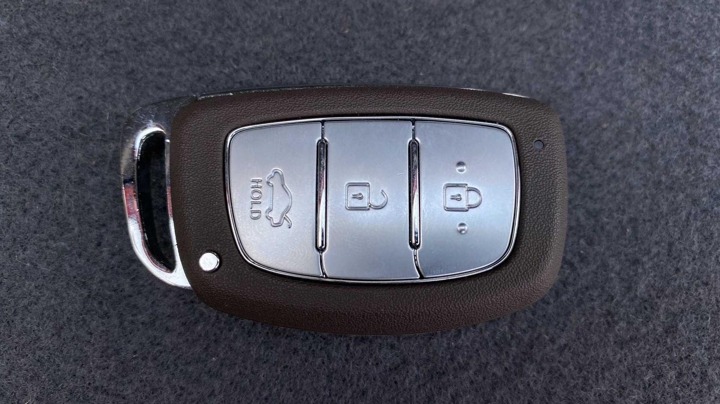 2021 Hyundai GRAND I10 NIOS ASTA AMT 1.2 KAPPA VTVT, Petrol, Automatic, 12,287 km, Key Close Up