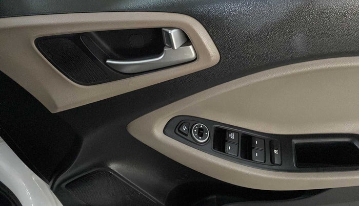 2019 Hyundai Elite i20 SPORTZ PLUS 1.4 CRDI, Diesel, Manual, 32,489 km, Driver Side Door Panels Control