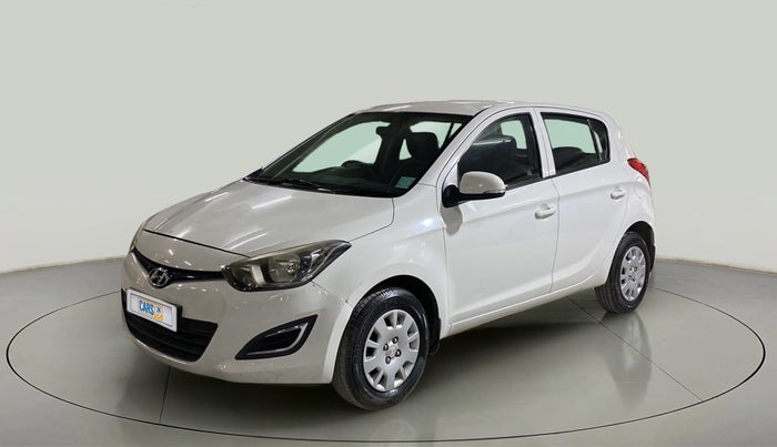 2013 Hyundai i20 MAGNA (O) 1.2, Petrol, Manual, 68,039 km, Left Front Diagonal