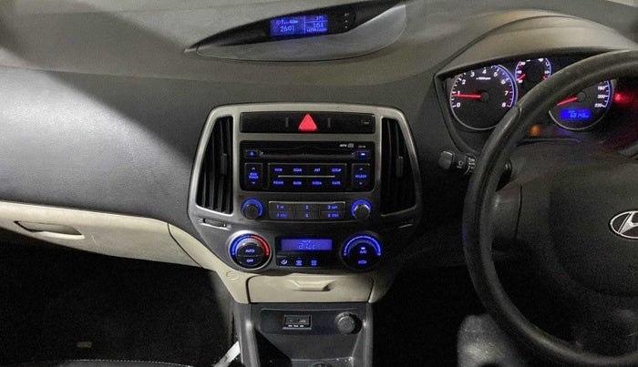 2013 Hyundai i20 MAGNA (O) 1.2, Petrol, Manual, 68,039 km, Air Conditioner