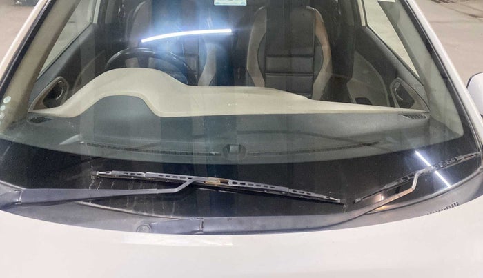 2018 Hyundai Elite i20 SPORTZ 1.2, Petrol, Manual, 66,529 km, Front windshield - Rubber blade broken or missing