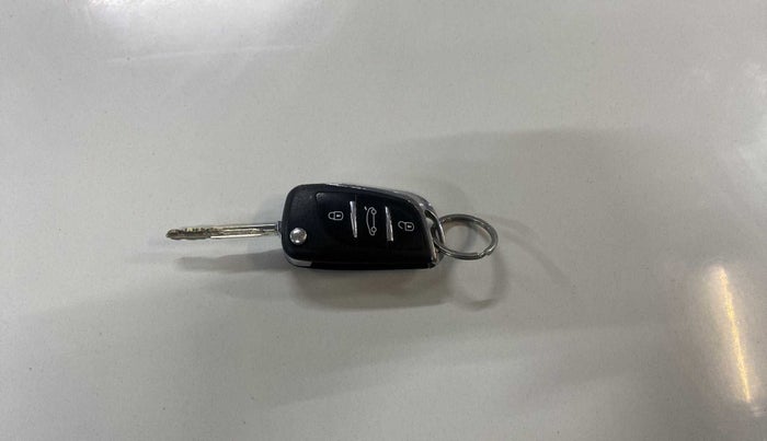 2018 Hyundai Elite i20 SPORTZ 1.2, Petrol, Manual, 66,529 km, Key Close Up