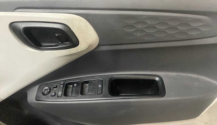 2021 Hyundai AURA S 1.2 AMT, Petrol, Automatic, 11,560 km, Driver Side Door Panels Control