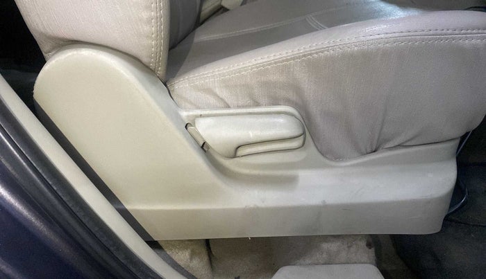 2013 Maruti Ertiga VDI, Diesel, Manual, 40,065 km, Driver Side Adjustment Panel