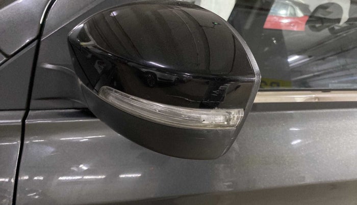 2021 Tata Tiago XZA PLUS PETROL, Petrol, Automatic, 13,934 km, Right rear-view mirror - Indicator light has minor damage