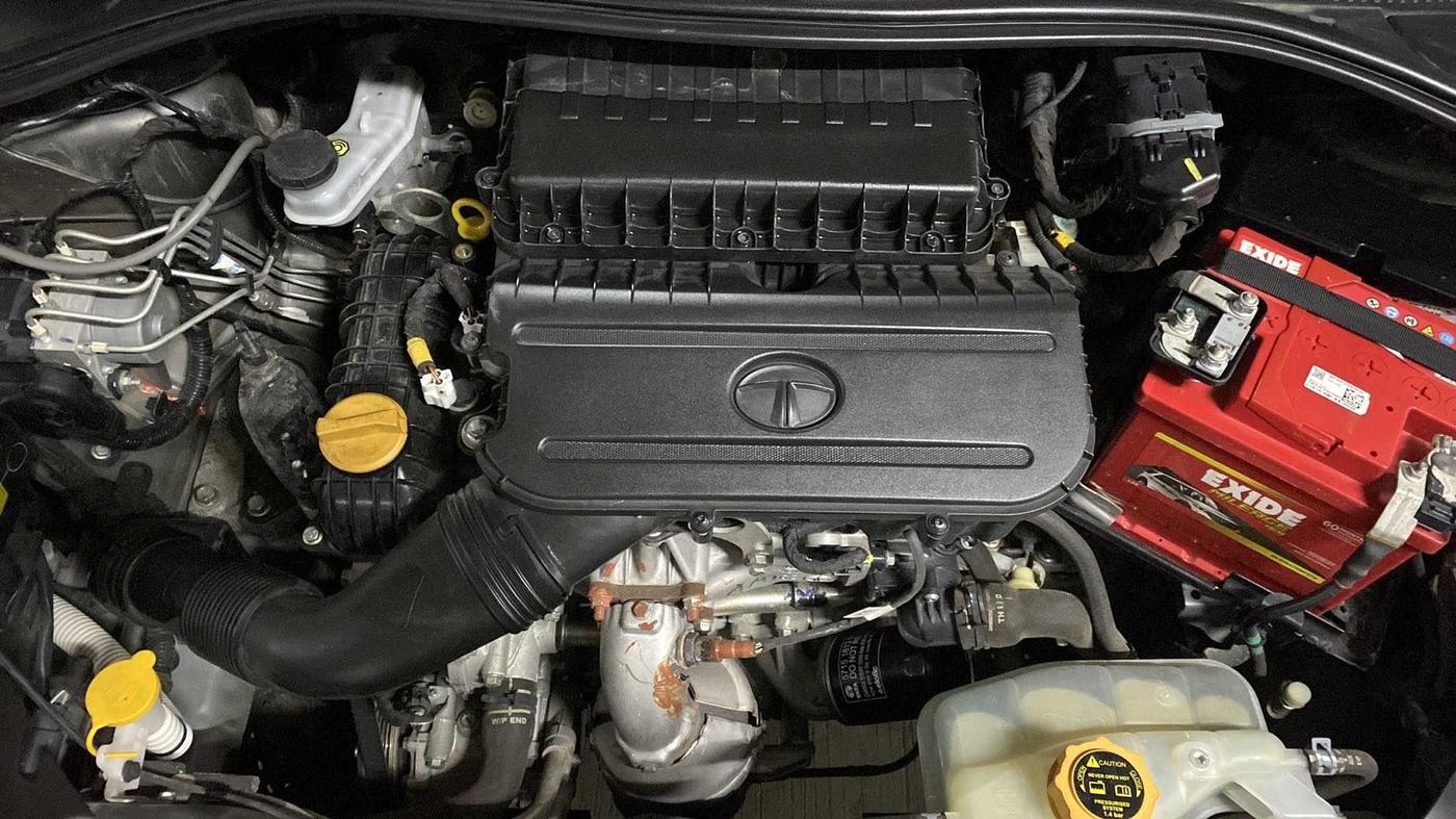 2021 Tata Tiago XZA PLUS PETROL, Petrol, Automatic, 13,934 km, Open Bonet