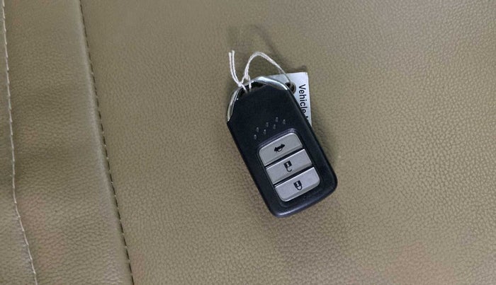 2019 Honda City 1.5L I-VTEC V MT, Petrol, Manual, 42,543 km, Key Close Up